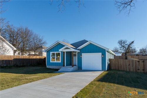 1210 Mill St, Gatesville, TX, 76528-2255 | Card Image