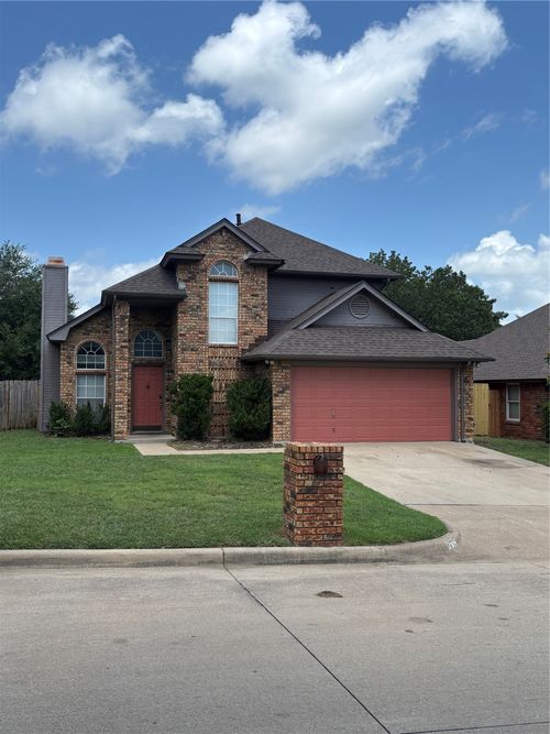 700 Lionel Way, Fort Worth, TX, 76108-4674 | Card Image