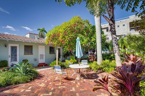 23c-30 Andrews Ave, Delray Beach, FL, 33483-7051 | Card Image