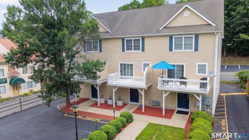 7-29 Town Hill Ave, Danbury, CT, 06810-3029 | Card Image