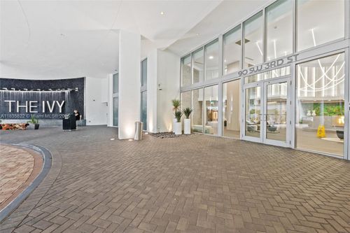 apt-2406-90 Sw 3rd St, Miami, FL, 33130-4024 | Card Image