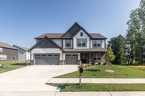3148 Hawking Ct, Danville, IN, 46122-5536 | Card Image