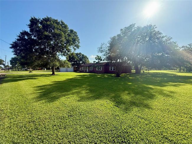 3918 County Road 507, House other with 4 bedrooms, 2 bathrooms and 2 parking in Brazoria TX | Image 43