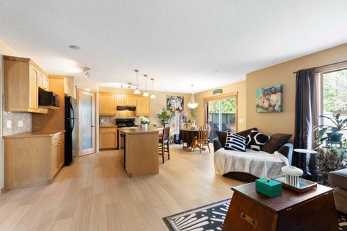 34 Tuscany Meadows Dr Nw, Calgary, AB, T3L2T8 | Card Image