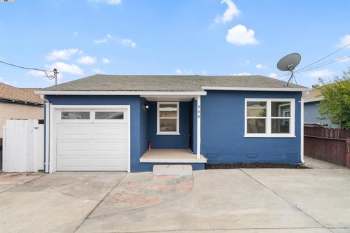 966 85th Ave, Oakland, CA, 94621-1638 | Card Image