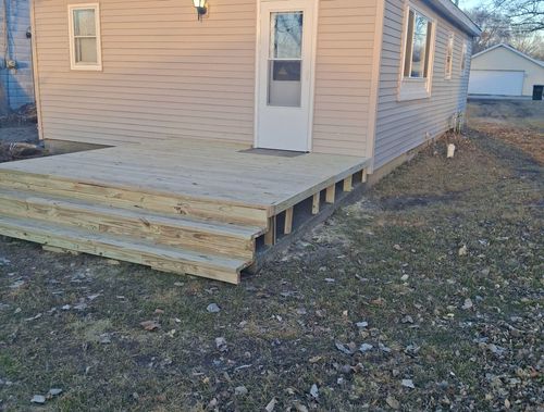 708 N Madison St, Lincoln, IL, 62656-1433 | Card Image