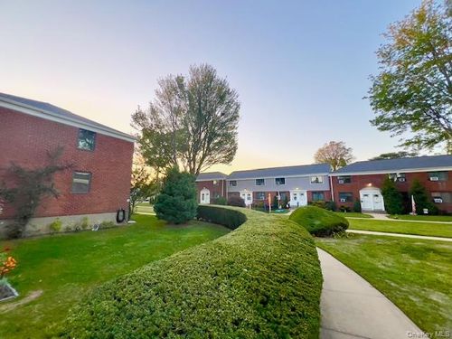 2-68 Bell Blvd, Oakland Gardens, NY, 11364-2513 | Card Image