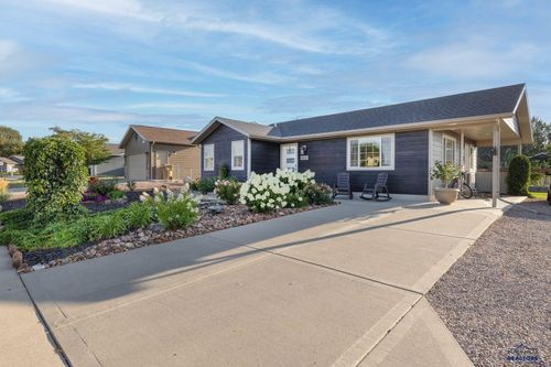 5002 Savannah St, RAPID CITY, SD, 57703-7215 | Card Image