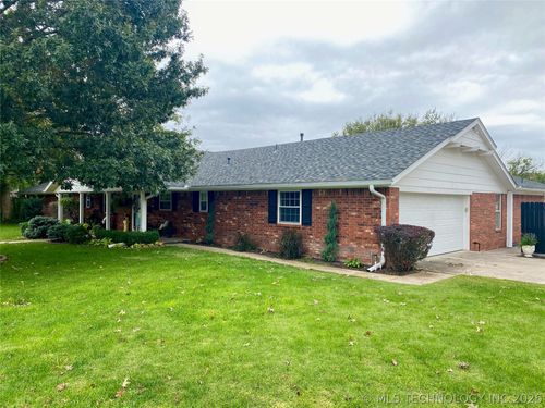1023 Oak Dr, Sulphur, OK, 73086-1231 | Card Image