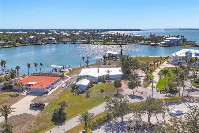 400 Anchor Row, House other with 3 bedrooms, 3 bathrooms and null parking in PLACIDA FL | Image 4