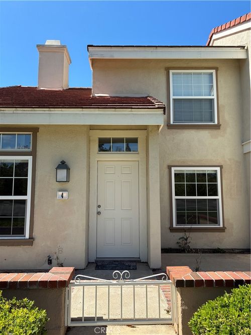 4 Wellesley, Irvine, CA, 92612-6603 | Card Image