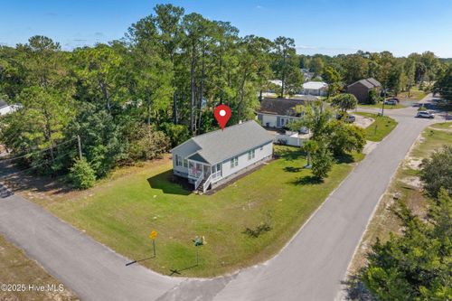 982 Charlotte Ave, Calabash, NC, 28467-2800 | Card Image