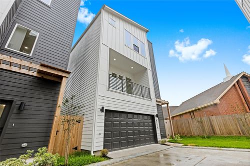 c-812 Elkhart Street, Houston, TX, 77091 | Card Image