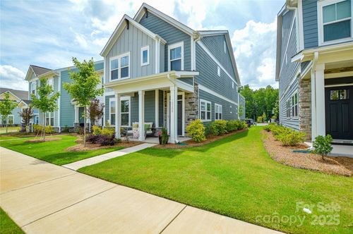 10209 Mamillion Dr, Huntersville, NC, 28078-4025 | Card Image