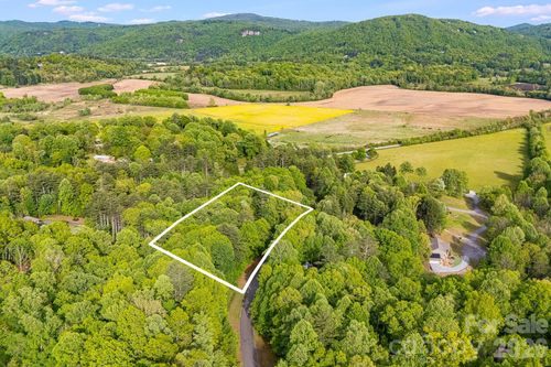 52-0000 Newcastle Road, Brevard, NC, 28712 | Card Image