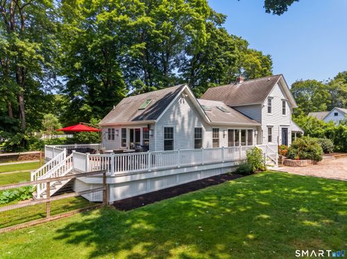 3 Maple Ln, Old Lyme, CT, 06371-2339 | Card Image