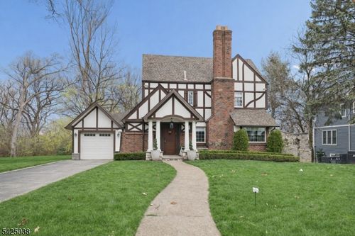 86 Crescent Ave, Passaic, NJ, 07055-2436 | Card Image