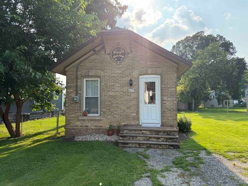 117 N Main St, ORFORDVILLE, WI, 53576-9749 | Card Image