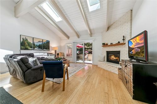 103-321 Ski Way, Incline Village, NV, 89451-0008 | Card Image