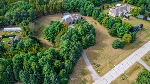 16 Indiana Dr, Palgrave, ON, L7E0C6 | Card Image