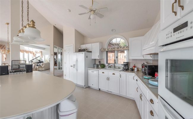 1 Tara Point Dr, House other with 5 bedrooms, 6 bathrooms and 2 parking in Grafton IL | Image 55