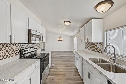 35525 W Bay Cir, Tonopah, AZ, 85354-8108 | Card Image