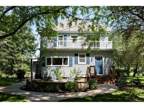 1637 County Road G, New Richmond, WI, 54017-6704 | Card Image