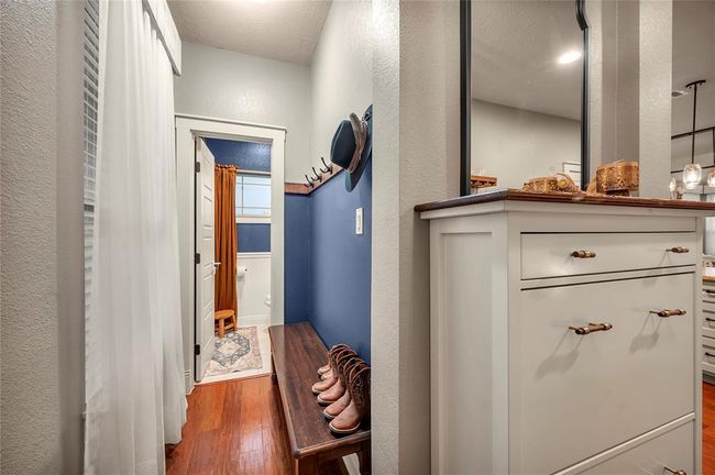 10252 Sunset Ln, House other with 4 bedrooms, 3 bathrooms and 2 parking in Conroe TX | Image 4