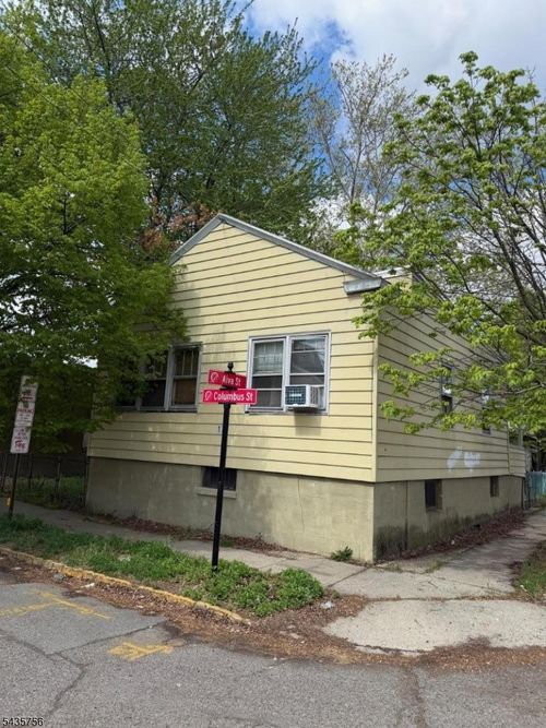 37 Columbus St, Bloomfield, NJ, 07003-5907 | Card Image