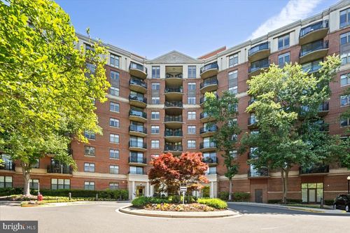 521-3401 38th St Nw, WASHINGTON, DC, 20016-3042 | Card Image