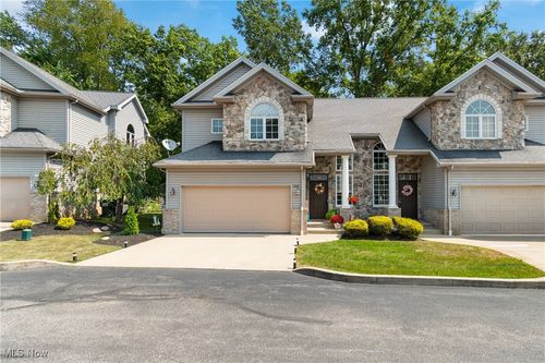 3-3288 Grey Village Dr, Akron, OH, 44319-2569 | Card Image