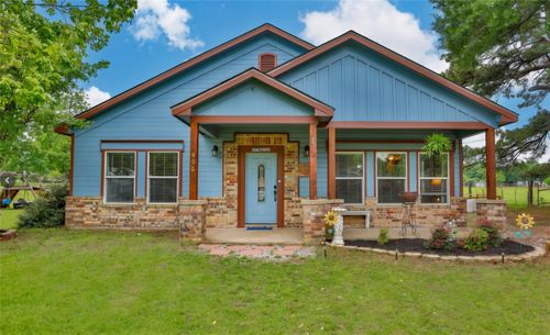 406 W Elm St, Collinsville, TX, 76233-9763 | Card Image