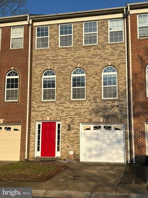 8002 Bullfinch Pl, WHITE PLAINS, MD, 20695-4400 | Card Image