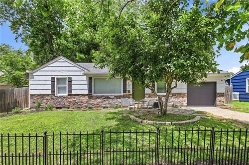 5908 E 101st St, Kansas City, MO, 64134-1264 | Card Image