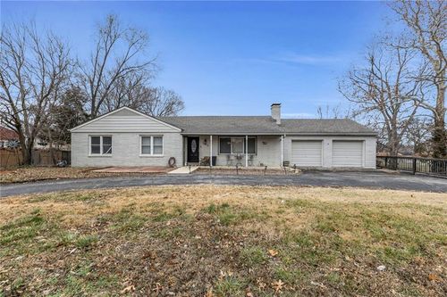 3512 Gibbs Road, Kansas City, KS, 66106 | Card Image