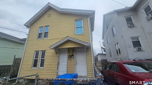 15 James St, Waterbury, CT, 06708-3815 | Card Image