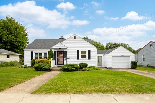 927 South Heltman Avenue, Ashland, OH, 44805 | Card Image