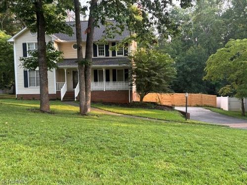 2089 Pembrooke Forest Dr, Winston-Salem, NC, 27106-8625 | Card Image