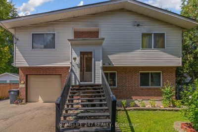 331 Paisley Rd, Home with 1 bedrooms, 2 bathrooms and 4 parking in Guelph ON | Image 2