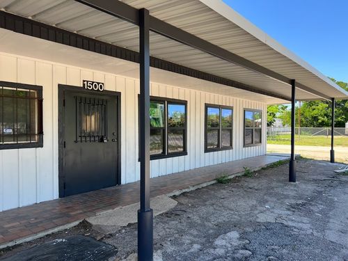 1500 S Oak Ave, Mineral Wells, TX, 76067-6950 | Card Image