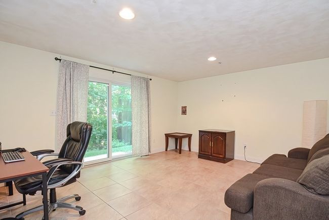 UNIT-4 - 1 Olson St, House attached with 2 bedrooms, 3 bathrooms and 1 parking in Wilmington MA | Image 24