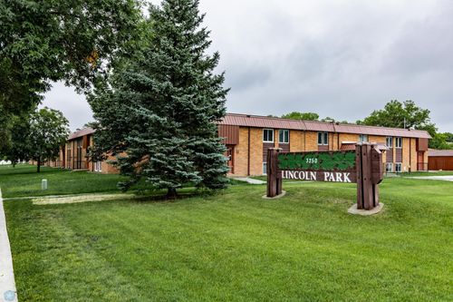 apt-2-3250 15th Ave S, Fargo, ND, 58103-4531 | Card Image