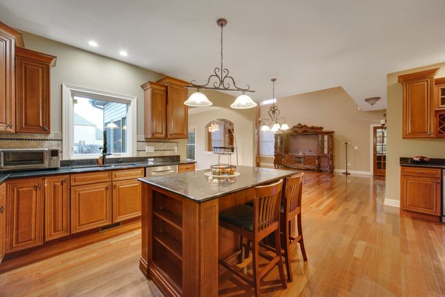 12929 Alpine Way, House other with 4 bedrooms, 5 bathrooms and 3 parking in Plainfield IL | Image 5