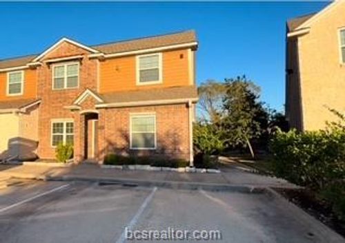 apt-309-301 Southwest Pkwy, College Station, TX, 77840-5146 | Card Image