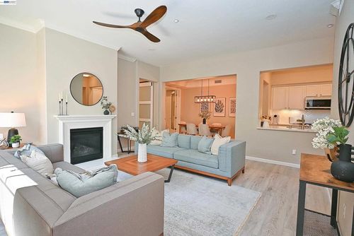 4739 Perugia St, Dublin, CA, 94568-4807 | Card Image