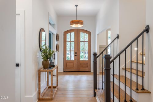 712 Van Buren Rd, Raleigh, NC, 27604-2368 | Card Image