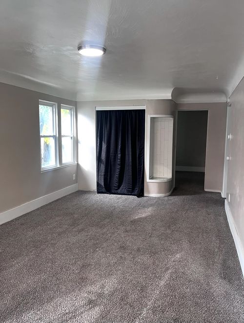 730 Freeman Ave, Flint, MI, 48507-1708 | Card Image