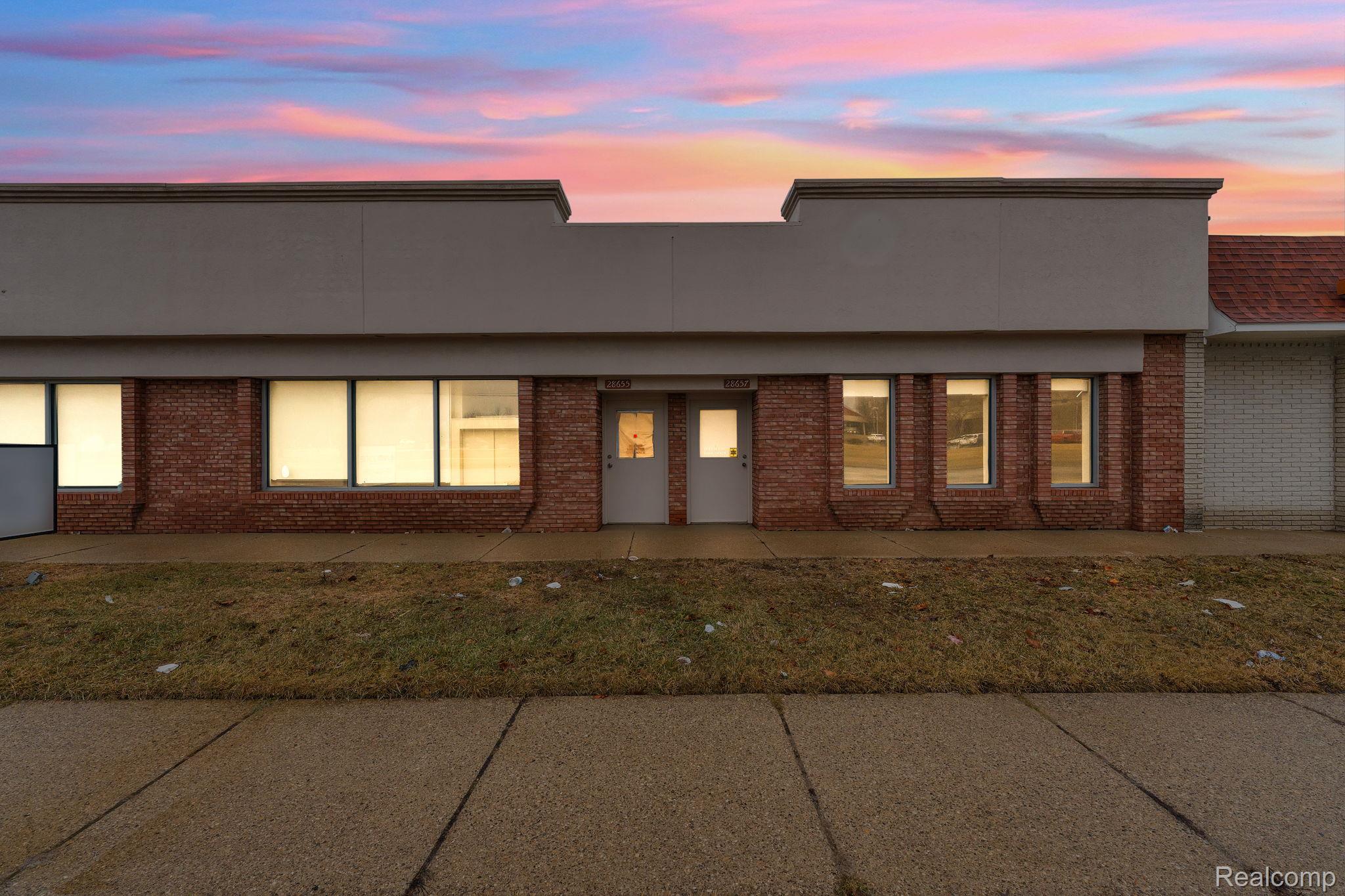 Commercial Lease in Warren