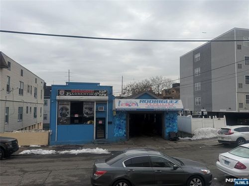 5-7 8th Ave, Passaic, NJ, 07055-2122 | Card Image