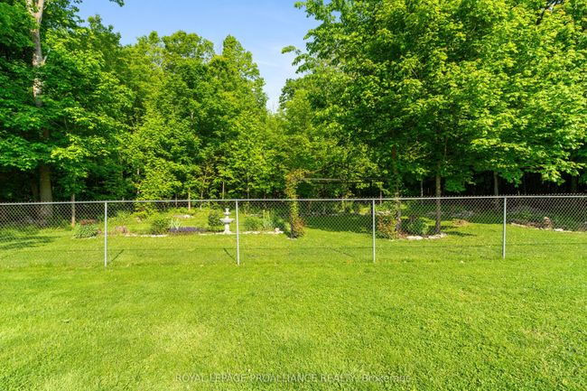 109 Old Madoc Rd, House other with 3 bedrooms, 1 bathrooms and 10 parking in Foxboro ON | Image 37